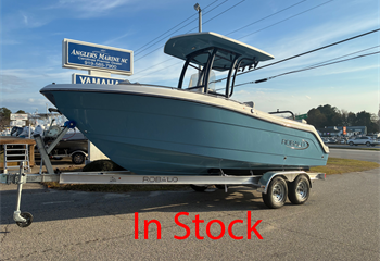 2026 Robalo R222 Atlas Blue Boat